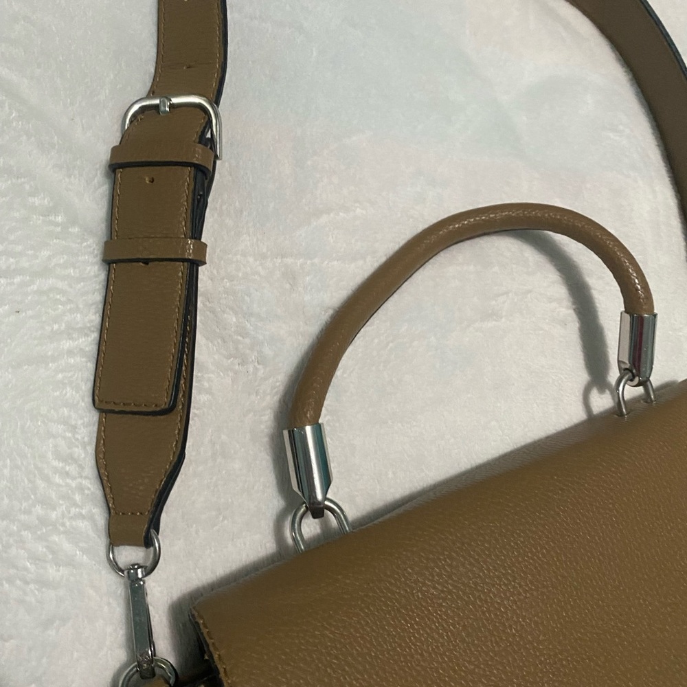 Guess Bag - Picture 6 of 7